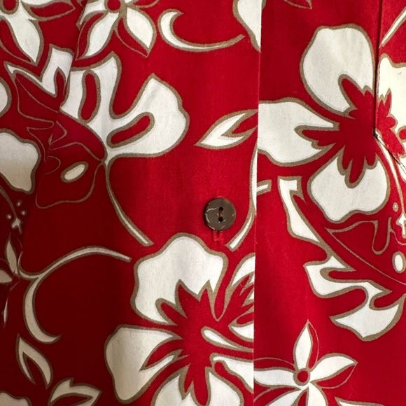 HILO HATTIE’S Classic Shirt Original Hawaiian Hibiscus Aloha Shirt Size Medium - Picture 3 of 8